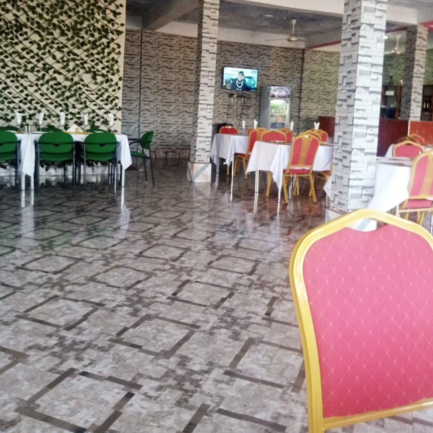Rabboni Restaurant dining hall